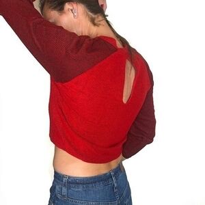 Anthro Amadi Keyhole Cropped Red Colorblock Long Sleeves Sweater
